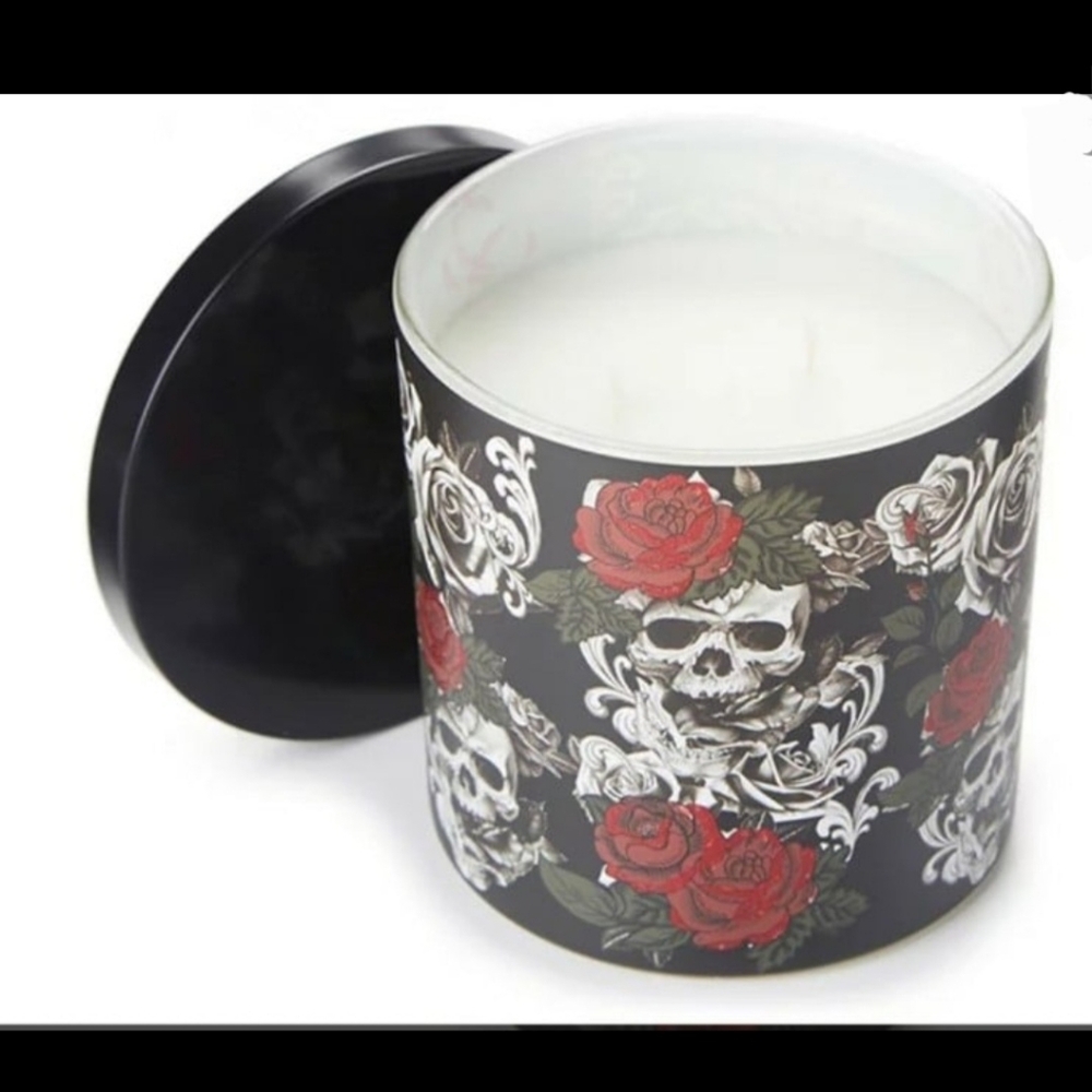 Skull & Roses Spiced Orange Candle